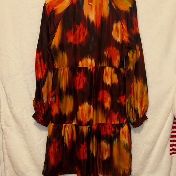 Marie Oliver Vibrant Long Sleeve Dress - Picture 5 of 9